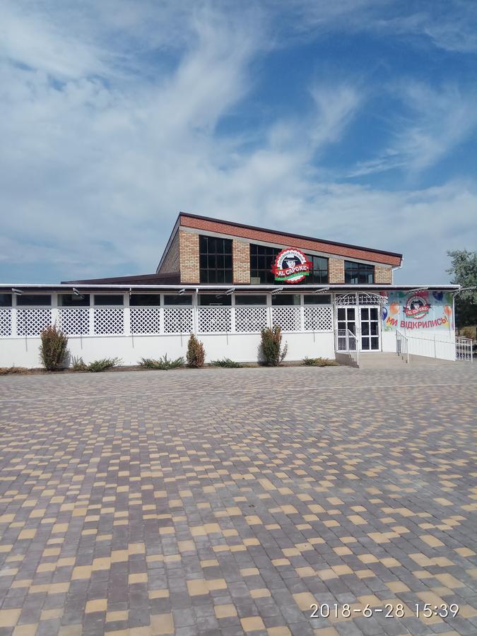 Aqua Marina Hotel Kherson Exterior photo